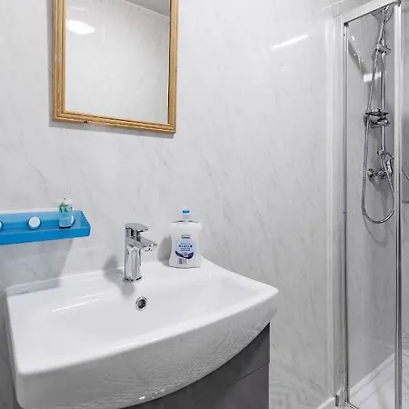 Apartment Centre 5 With Kitchenette, Free Wifi And Smart Tv With Netflix By Yoko *